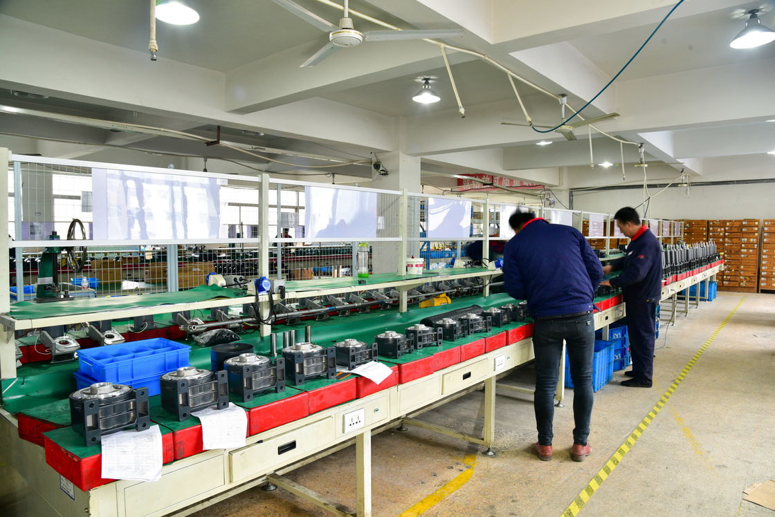 ΜΗΧΑΝΉ 32MM ΕΡΓΑΛΕΊΩΝ ΕΝΑΛΛΑΣΣΌΜΕΝΟΥ ΡΕΎΜΑΤΟΣ ΒΙΟΓΡΑΦΙΚΟΎ ΣΗΜΕΙΏΜΑΤΟΣ 1500W 2HP ΚΙΒΏΤΙΟ ΤΑΧΥΤΉΤΩΝ ΗΛΕΚΤΡΙΚΏΝ ΚΙΝΗΤΉΡΩΝ ΜΗΧΑΝΏΝ ΜΗΧΑΝΏΝ 3PHASE REDUCTOR ΜΕΙΩΤΏΝ ΒΙΟΓΡΑΦΙΚΟΎ ΣΗΜΕΙΏΜΑΤΟΣ ΆΞΟΝΩΝ CH32-1500 CH